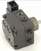V-TUF D1.022 fuel pump rear view showing electrical connections and solenoid assembly