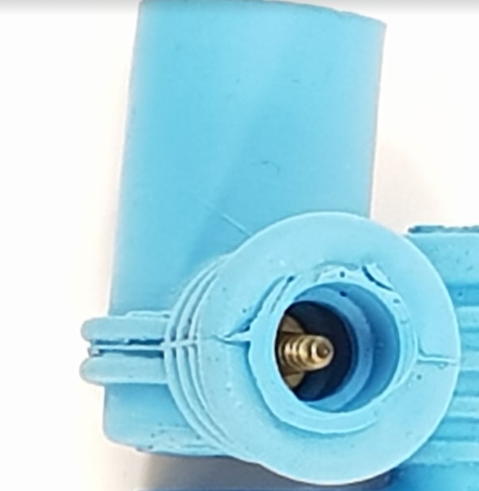 V-TUF D7.031 rubber cap detail showing angled connector and insulation body