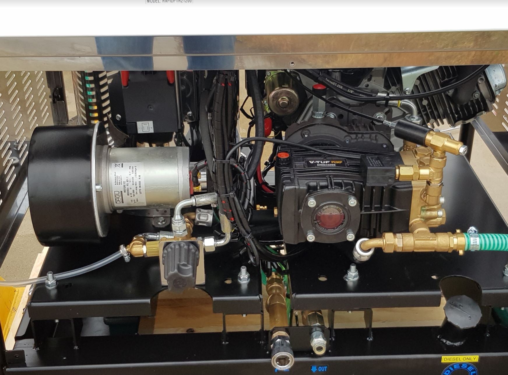 V-TUF RAPIDPTR15250 side view showing Honda GX390 engine, electric start and boiler coil