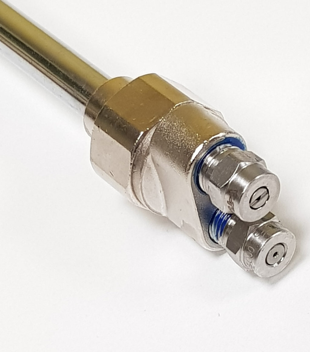 V-TUF SGLNKIT15R(700)H swivel kit close-up showing roll-over HP nozzle and 700mm lance