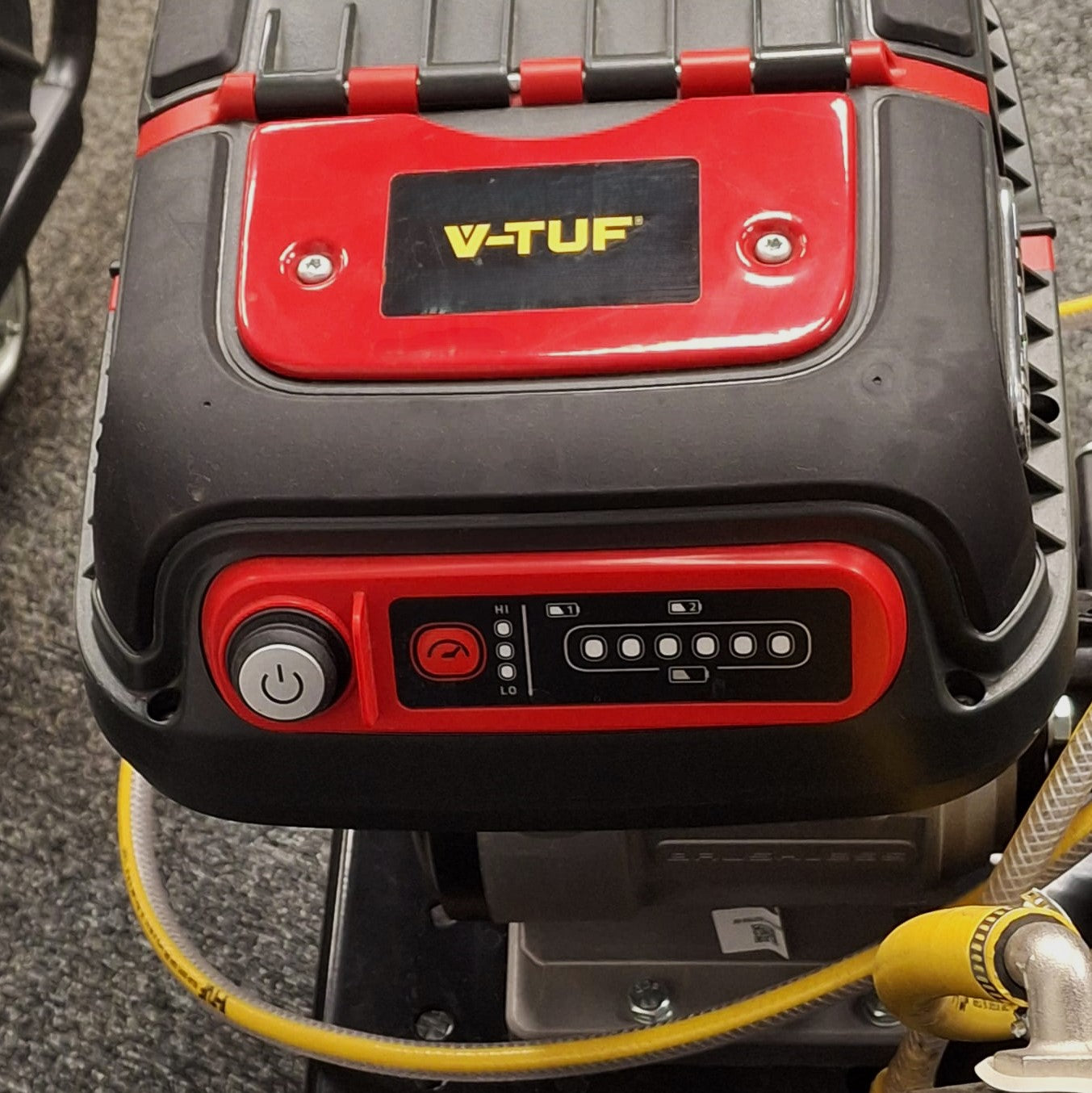 V-TUF TORRENT 2LI battery bowser top view showing 150L tank, pump and battery layout
