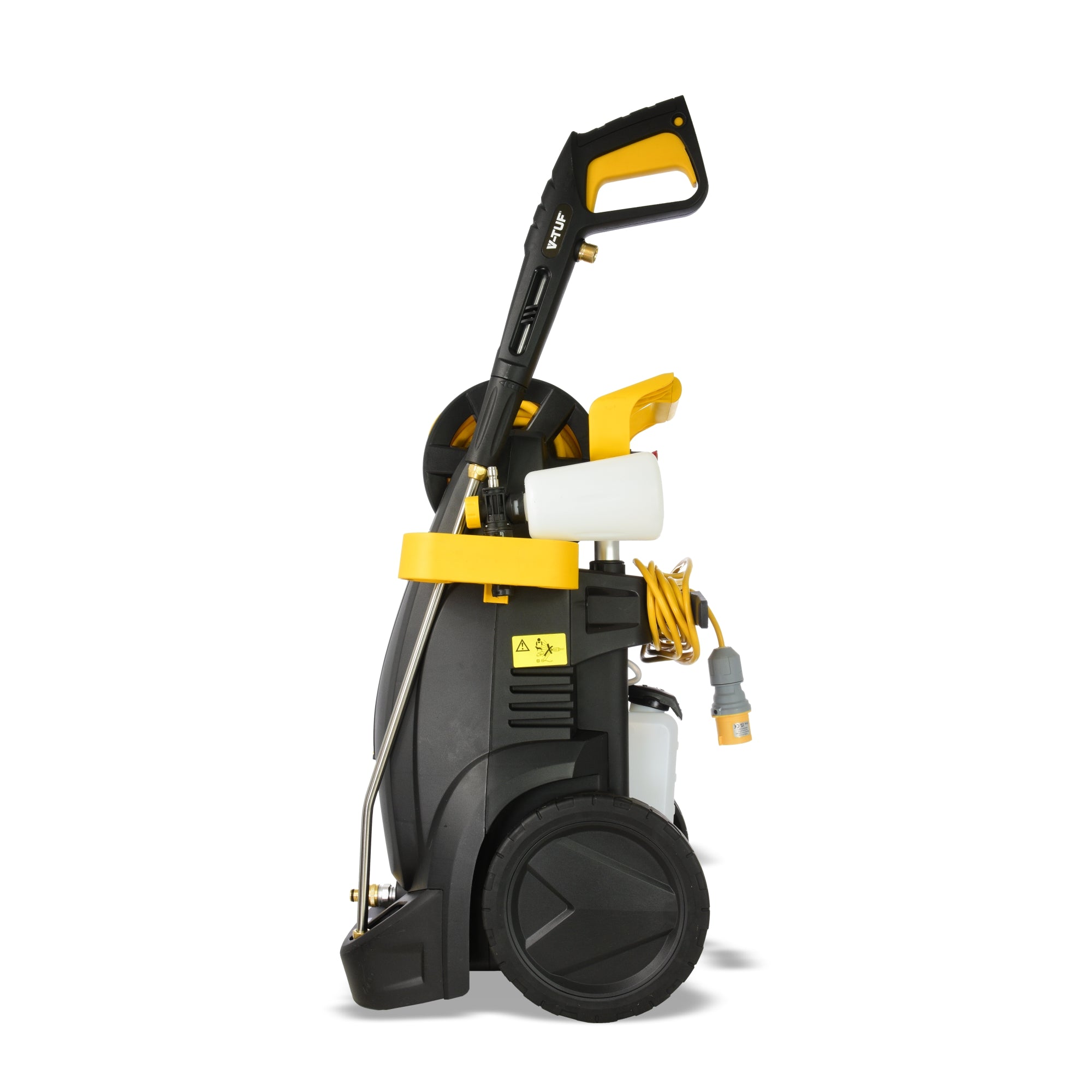 V-TUF V7 110V pressure washer in use showing 250 Bar output with hose reel