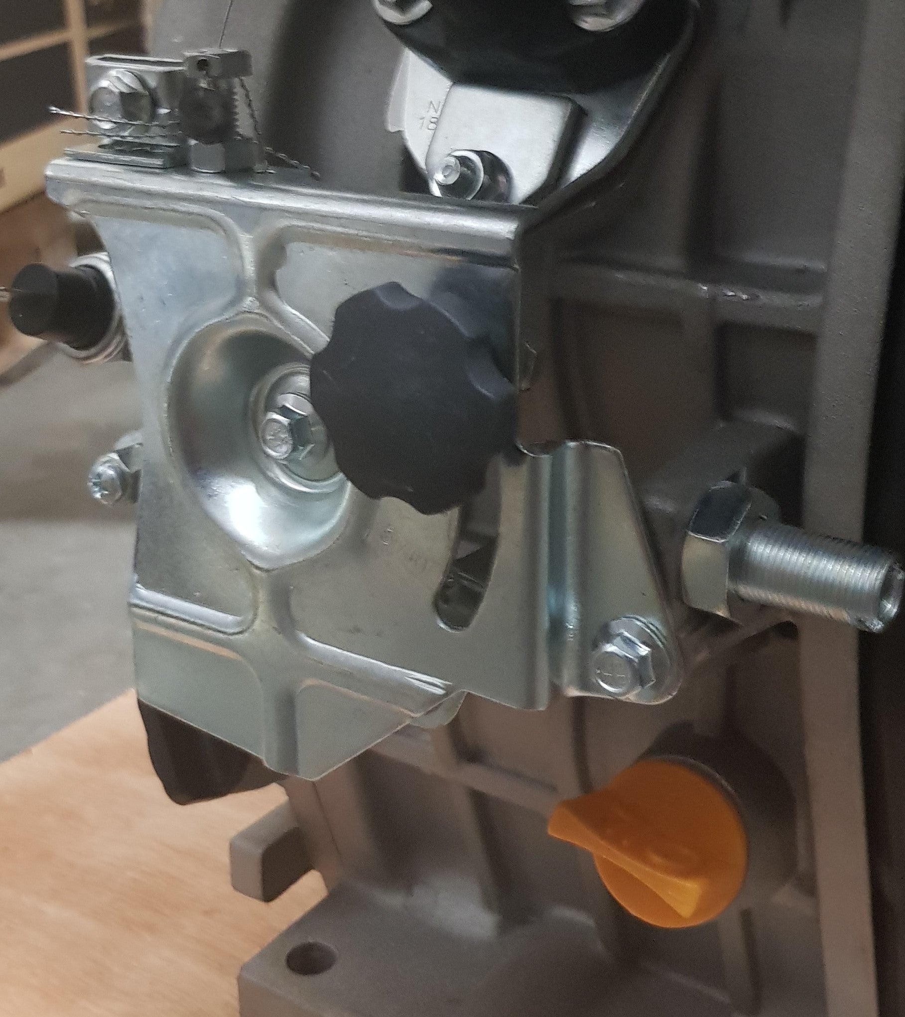 V-TUF throttle control handle VTES080 close-up showing throttle lever and cable clamp