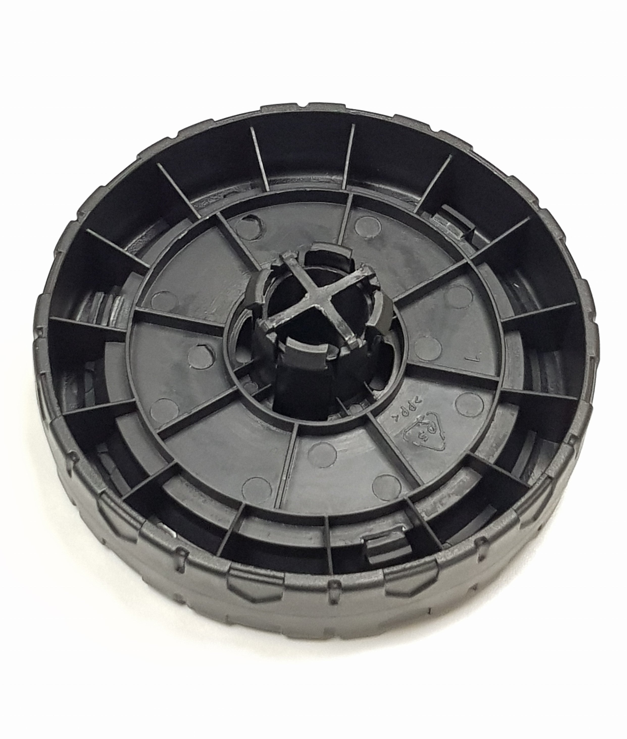 V-TUF VTPS503 V5 pressure washer wheel side view showing tyre and axle fitting