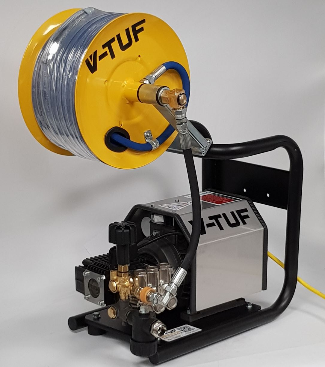 V-TUF VTUF240TCHR side view showing 30m integrated hose reel and total stop trigger gun