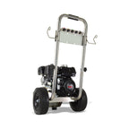 V-TUF XRT200-KIT1 kit contents showing patio cleaner, car brush and cleaning accessories